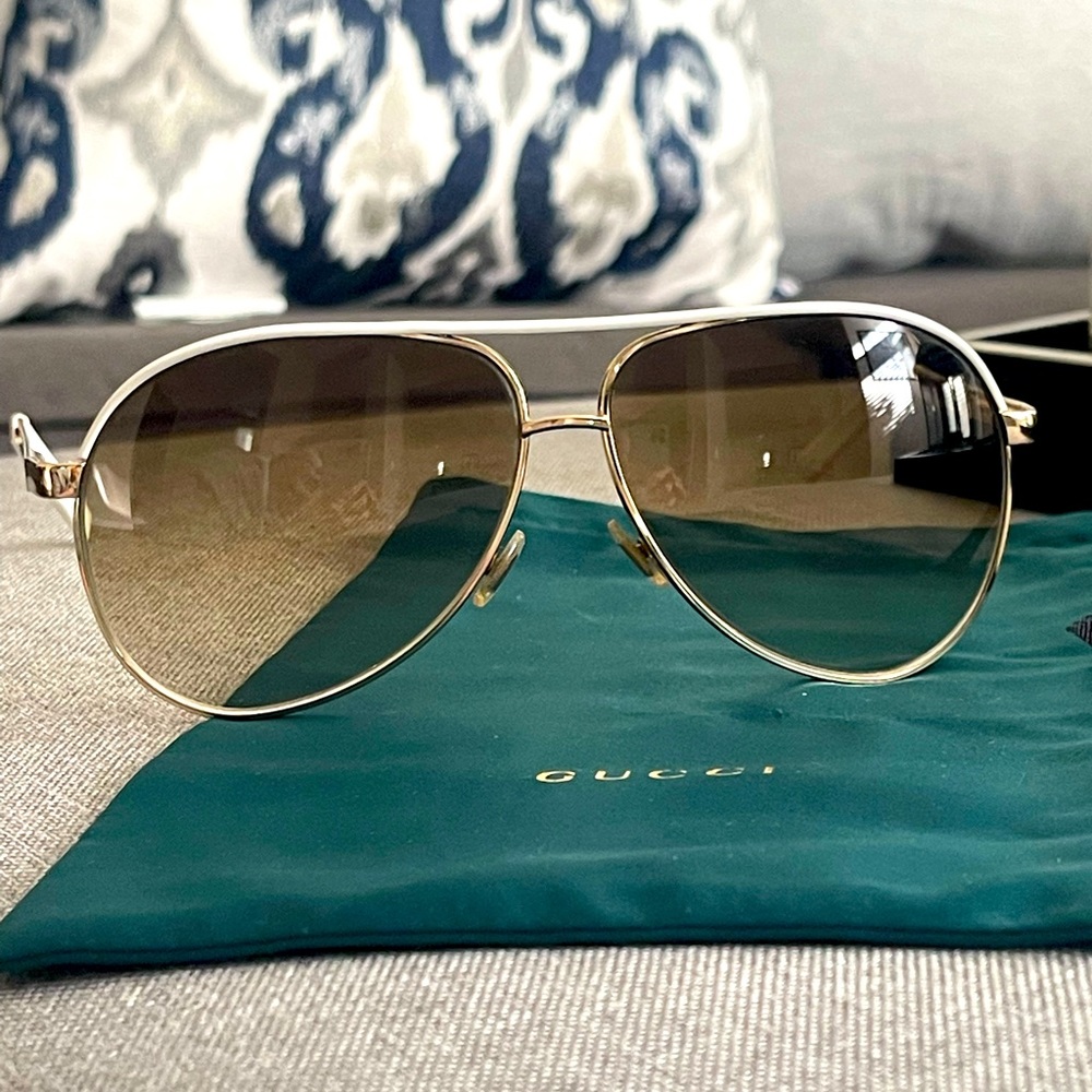 Authentic GUCCI aviator sunglasses